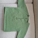 Mi proyecto del curso: Tejido de prendas infantiles con raglán top down. Design de moda, Tecido, Tricô, e Design têxtil projeto de Adriana Frutos - 18.04.2023