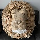 Trophée lion en carton . Sculpture project by Alexandra D - 04.23.2023