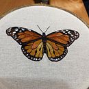 Mi proyecto del curso: Técnicas de bordado realista. Traditional illustration, Embroider, and Textile Design project by Mane Contreras Zapata - 05.01.2023