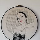 Mi proyecto del curso: Creación de retratos bordados Ein Projekt aus dem Bereich Stickerei und Textildesign von Jessica Chaparro - 13.05.2023