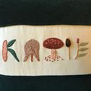 Dimensional embroidery made into cushion. Een project van Craft van Elizabeth McAlister - 15.05.2023