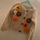 Mi proyecto del curso: Crochet: teje un suéter colorido con aplicaciones florales. Un progetto di Uncinetto e Textile Design di diana_amezola - 21.05.2023
