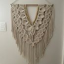 Mi proyecto del curso: Macramé: nudos básicos y complejos. Un proyecto de Diseño de complementos, Diseño de interiores, Decoración de interiores, Macramé, Diseño textil y Tejido de Yasna Medina Norambuena - 16.12.2022