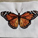 My project for course: Realistic Embroidery Techniques. Un progetto di Illustrazione tradizionale, Ricamo e Textile Design di Veselina Filipova - 27.05.2023