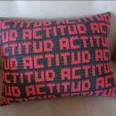 ACTITUD. Un proyecto de Diseño de complementos, Pattern Design, Tejido, Crochet y Diseño textil de Maite Hernández - 10.06.2023