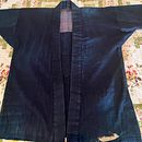 My project for course: Introduction to Japanese Sashiko Stitching, Repair Vintage Noragi. Un progetto di Ricamo, Fiber Art, DIY, Upc, cling e Textile Design di Susan - 03.07.2023