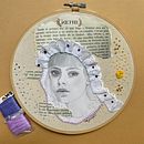 Mi proyecto del curso: Técnicas de bordado experimental sobre papel . Seni Rupa, Kolase, Bordir, Dan Desain Tekstil proyek oleh lupilla68pe - 07.04.2023