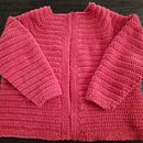 Mi proyecto del curso: Top-down: prendas a crochet de una sola pieza. Un proyecto de Diseño de moda, Tejido, DIY, Crochet y Diseño textil de sofiacaruso - 06.07.2023