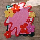Oversized flower power rug. Un proyecto de Artesanía de Zeyu Cheng - 07.07.2023