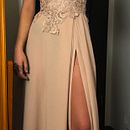 Mój projekt z kursu: Podstawy rysowania linii na modelu. Un projet de St, lisme, Couture , et Confection de patrons et vêtements de Anna Figiel - 08.07.2023