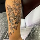 Mon projet du cours : Initiation aux techniques de tatouage. Traditional illustration, Tattoo Design, and Botanical Illustration project by Patricia Faubert - 07.13.2023