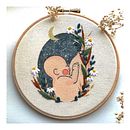 My project for course: Embroidered Portraits in Watercolor. Een project van Schilderij, Aquarelschilderen, Borduurwerk y Textielontwerp van Mirna - 08.09.2021