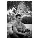 Amigos en blanco y negro.. Een project van  Analoge fotografie, Fotografie, Portretfotografie, Modefotografie, Artistieke fotografie, Buitenfotografie, Fotografie voor Instagram, Interieurfotografie, Fotografische postproductie y Retoucheren van foto's van Manuel Andrés Vela Álvarez - 16.07.2023