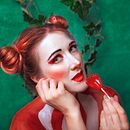 Mi proyecto del curso: Autorretrato fotográfico artístico. Een project van Fotografie, Portretfotografie, Artistieke fotografie, Fotografische zelfportretten e Interieurfotografie van Raquel Murillo - 19.07.2023