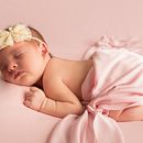 Mi proyecto del curso: Introducción a la fotografía newborn. Photograph, Portrait Photograph, Studio Photograph, Lifest, le Photograph & Interior Photograph project by Maria Garcia - 08.20.2023