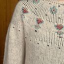 Mi proyecto del curso: Diseño y tejido de punto con mostacillas de colores. Un proyecto de Diseño de complementos, Tejido, Tejido de punto y Diseño textil de MACARENA ESCALANTE - 24.08.2023