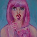 Il mio progetto del corso: Illustrazione con pastelli e matite colorate Ragazza rosa. Un progetto di Illustrazione tradizionale, Belle arti, Disegno a matita, Disegno, Disegno di ritratti, Disegno realistico e Disegno artistico di svetlananeri - 29.08.2023