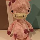 Mi proyecto del curso: Amigurumi para principiantes: teje animales en crochet. Un progetto di Artigianato, Design di giocattoli, Uncinetto, Amigurumi e Textile Design di remesj - 31.08.2023