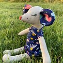 Mi proyecto del curso: Diseño y  confección de peluches. Un proyecto de Diseño de personajes, Artesanía, Diseño de juguetes, Costura, Patronaje y confección			 de Alicia - 04.09.2023