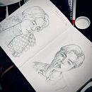 My project for course: Portrait Sketchbooking: Explore the Human Face. Un proyecto de Bocetado, Dibujo, Dibujo de Retrato, Dibujo artístico y Sketchbook de Mika Omokoko - 20.09.2023