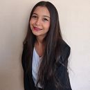 Mi proyecto del curso: Dirección de modelos para fotografía. Un proyecto de Fotografía, Fotografía de moda, Fotografía de retrato y Fotografía de estudio de Nora Ramirez - 28.09.2023