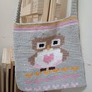 Meu projeto do curso: Tapestry: técnica de crochê para desenhar com linha. Un proyecto de Diseño de complementos, Pattern Design, Tejido, DIY, Crochet y Diseño textil de Fatima Borges Silva - 03.10.2023