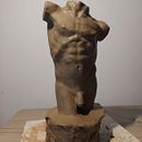 Meu projeto do curso: Modelagem de bustos com argila. Un progetto di Belle arti e Scultura di petrospessoa - 05.10.2023