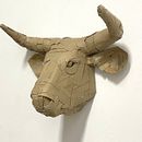 My project for course: Cardboard Sculptures for Beginners. Un progetto di Character design, Artigianato, Belle arti e Scultura di Estrella Vega - 09.10.2023
