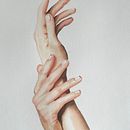 My project for course: Illustration of Hands with Expressive Watercolors. Painting, Watercolor Painting, and Figure Drawing project by Hela Burkhardt - 10.19.2023