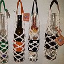 botellas con cuero y macrame . % gabriela cozzani tarafından hazırlanan Tasarım, Ve Makrome projesi - 11.05.2023
