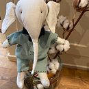 Mein Abschlussprojekt für den Kurs: Kuscheltiere selber machen. Character Design, Arts, Crafts, To, Design, Sewing, Patternmaking, and Dressmaking project by Katharina Gloor - 11.08.2023