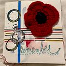 My project for course: Creative Notebook: Experiment with Collage, Stamps, and Decoupage. Un progetto di Illustrazione tradizionale, Collage, Papercraft e Sketchbook di chattydiyeo - 11.11.2023