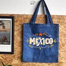 BEVA Tie Dye Totebags . Een project van Textielontwerp, Textielprinten, Merkstrategie, Textiel verven, Textiel y  Modeontwerp van Bernardo Valdez - 18.11.2023