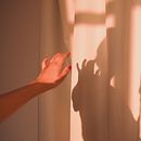 My project for course: Photography: Creative Light and Color Grading  . Arte plastice, Fotografie portret, Iluminat fotografic, Fotografie de studio, Fotografie digitală, Post-producție audiovizuală, Corectarea culorii și Teoria culorilor de thedinaahmad - 11.29.2023