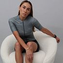 Lioness Cycling Apparel. Un proyecto de Diseño textil, Estampación textil, Diseño gráfico y Diseño de moda de Raul Marcos Giménez Robres - 25.02.2023