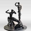 Pain All Around (sculpture), Roots (acrylic on sketchbook). Un projet de Sculpture, Peinture acr, lique , et Carnet de croquis de pengincan - 21.12.2023