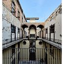 Fotografía arquitectónica artística: formas, colores y espacios . Retușarea fotografiilor, Fotografie mobilă, Fotografie digitală, Fotografie în aer liber, Compoziție fotografică și Fotografie arhitecturală de Santiago Ramos Valadez - 01.19.2024