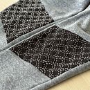 My project for course: Introduction to Japanese Sashiko Stitching. Un projet de Broderie, Art textile, DIY, Upc, cling , et Design textile de domingokko - 28.01.2024
