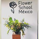 clase en Flower School México. Een project van Bloem- en plantenschikken van Karina MP - 31.01.2024
