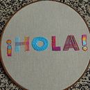 Mi proyecto del curso: Letras bordadas: el hilo como herramienta gráfica. Un progetto di Ricamo e Textile Design di Ana Liz Acuña - 03.02.2024