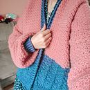 My project for course: Crochet: Design and Stitch Romantic Garments . Design vestimentar, Arte din fibre, DIY, Croșetat și Design textil de Gina - 02.02.2024