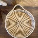 Meu projeto do curso: Tecelagem de cestas para iniciantes: técnica em espiral. Un proyecto de Diseño de complementos, Artesanía, Diseño de moda, Tejido y Diseño textil de Greyce Vinícia Da Costa - 04.02.2024