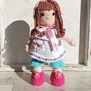 Mi proyecto del curso: Elaboración de muñecas amigurumi románticas. Arts, Crafts, To, Design, Fiber Arts, Crochet, Amigurumi, and Textile Design project by Gaby Garcia - 02.07.2024