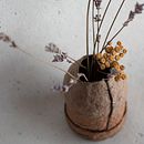 sombras no lineares. Een project van Craft, Papercraft, Upc, cling y  Beeldende kunst van Daniela Garza - 08.02.2024