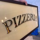 Mon projet du cours : Dorure sur verre. Un progetto di Artigianato, Tipografia, DIY, H e lettering di nsr6npsrsg - 21.02.2024