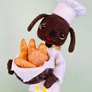 Baker Dog | Needle Felted Doll. Needle Felting, and Character Design project by Bibiana Gimenez - 02.22.2024