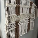 Meu projeto do curso: Macramê para iniciantes: explore a arte dos nós. Accessor, Design, Arts, Crafts, Interior Design, Decoration, Fiber Arts, and Macramé project by danidcosta - 02.27.2024
