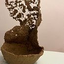 Meu projeto do curso: Objetos feitos de polpa de papel. Arts, Crafts, Product Design, Paper Craft, Decoration, Ceramics, DIY, Upc, and cling project by Priscilla Amaral - 03.04.2024