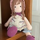 Mi proyecto del curso: Elaboración de muñecas amigurumi románticas Ein Projekt aus dem Bereich H, werk, Spielzeugdesign, Weben, Crochet, Amigurumi und Textildesign von Paulina León - 05.03.2024
