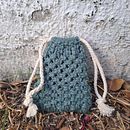 Monedero de macramé.. Arts, and Crafts project by Victoria Escobedo - 03.12.2024